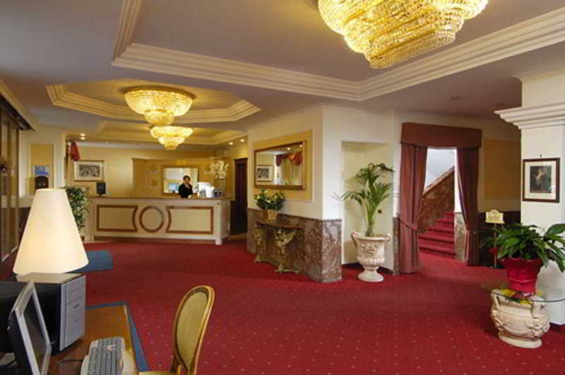 C-Hotels Club House Roma Интерьер фото